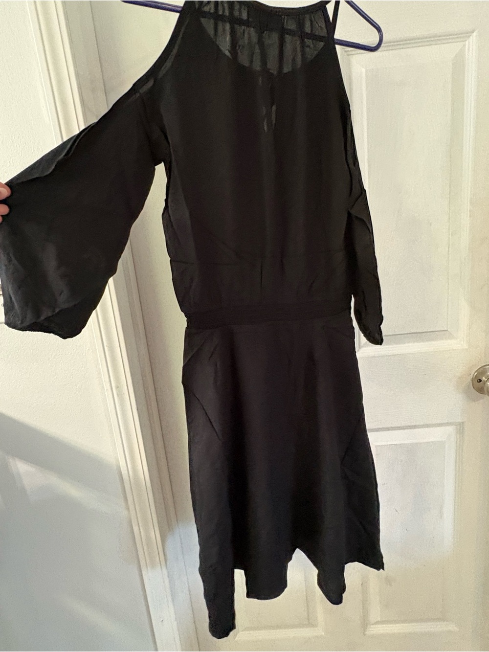 Black Cold-Shoulder Long Sleeve Midi Dress - Picture 4 of 4